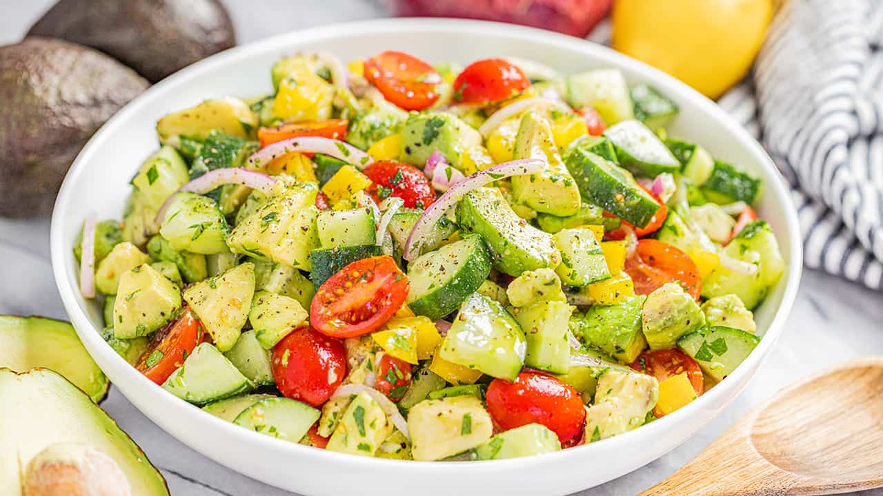 Sweet, Tangy, Healthy: The Ultimate Tomato Avocado Salad Guide